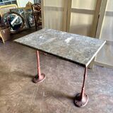 Grey marble and burgundy cast iron bistro table ☐ 85 x 57 cm
