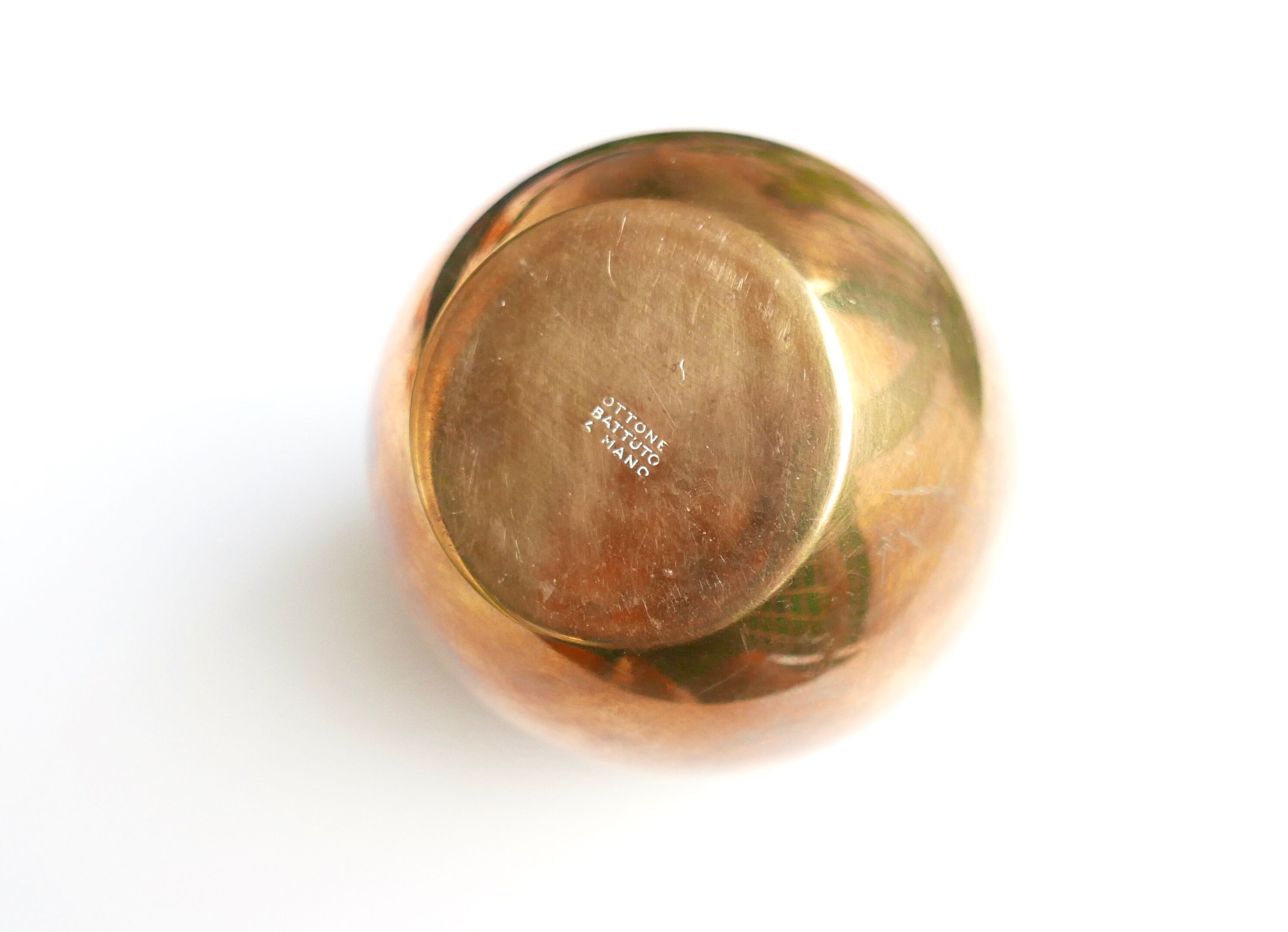 Brass apple-shaped box, 70s