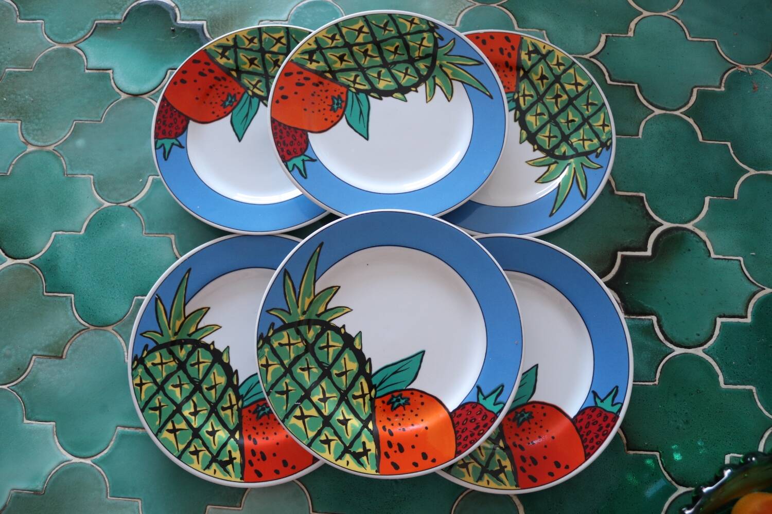 6 pop 90's porcelain dessert plates