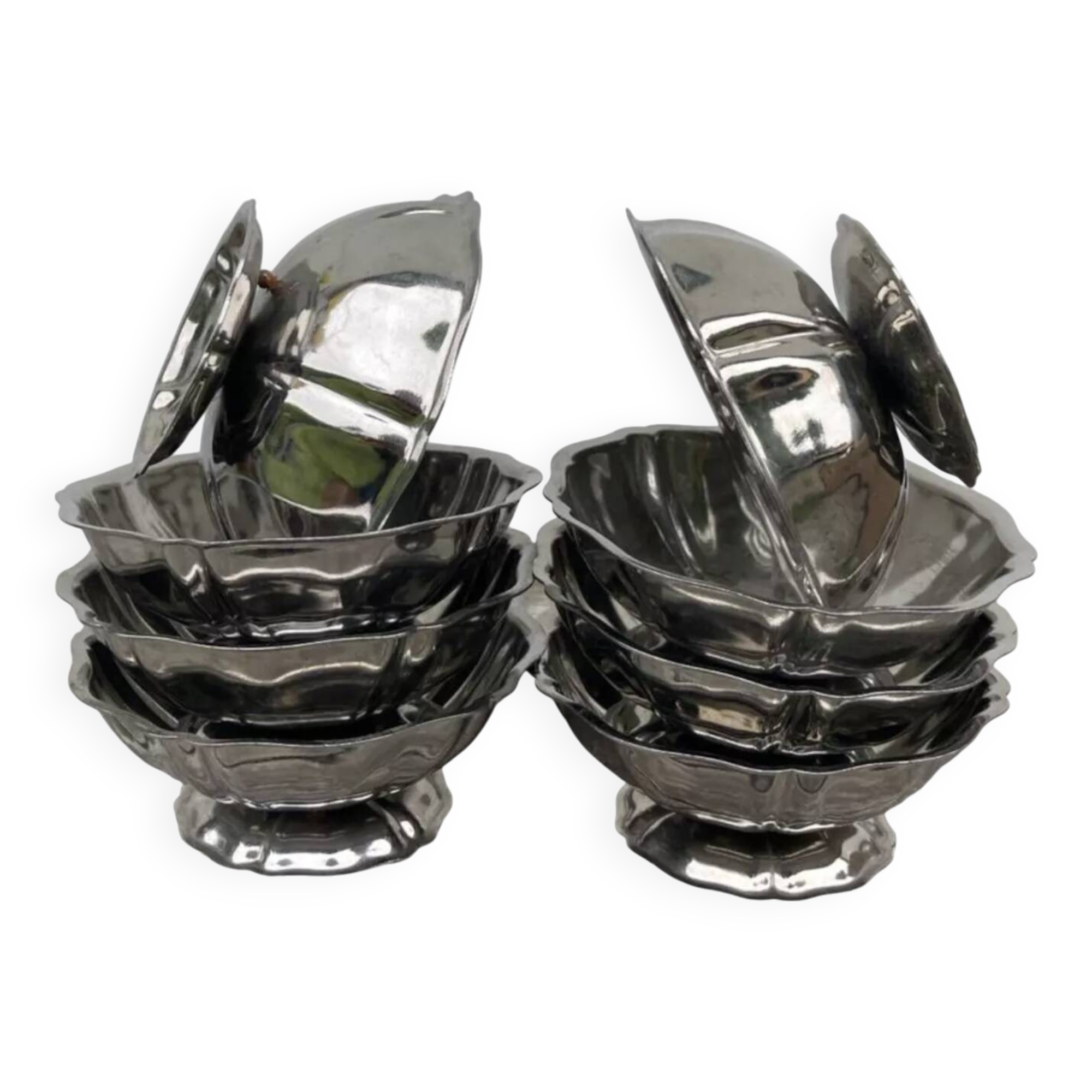 8 stainless steel cups 1970