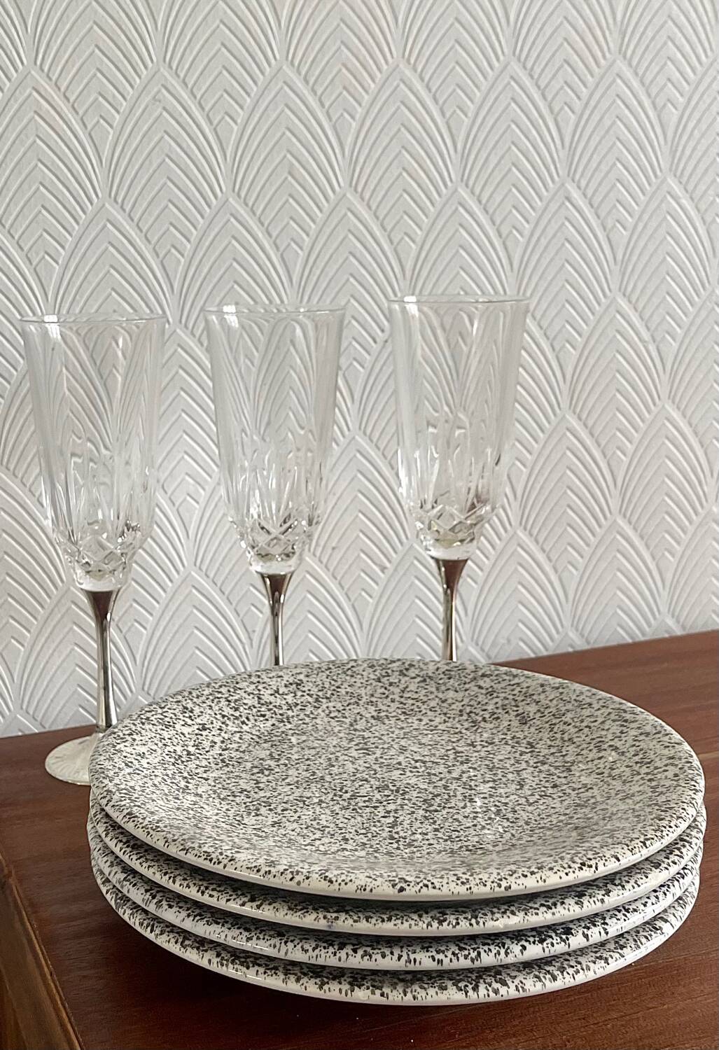 4 Castelforte dessert plates.