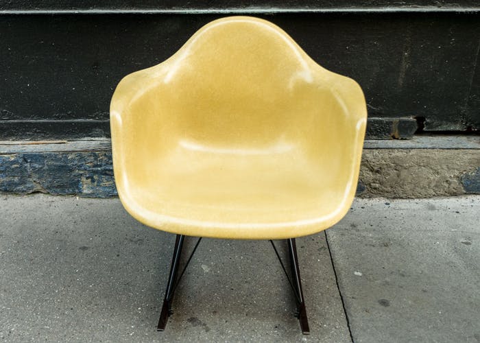 Rocking-chair Eames vintage by Herman Miller - Ochre Light