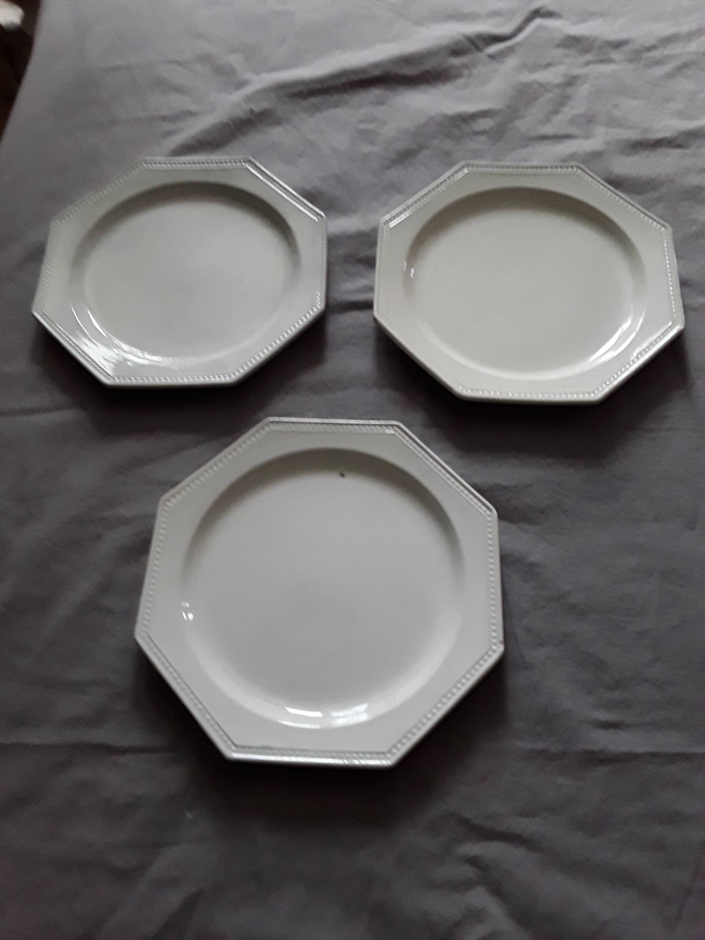Set of 3 pearl plates from Creil and Montereau