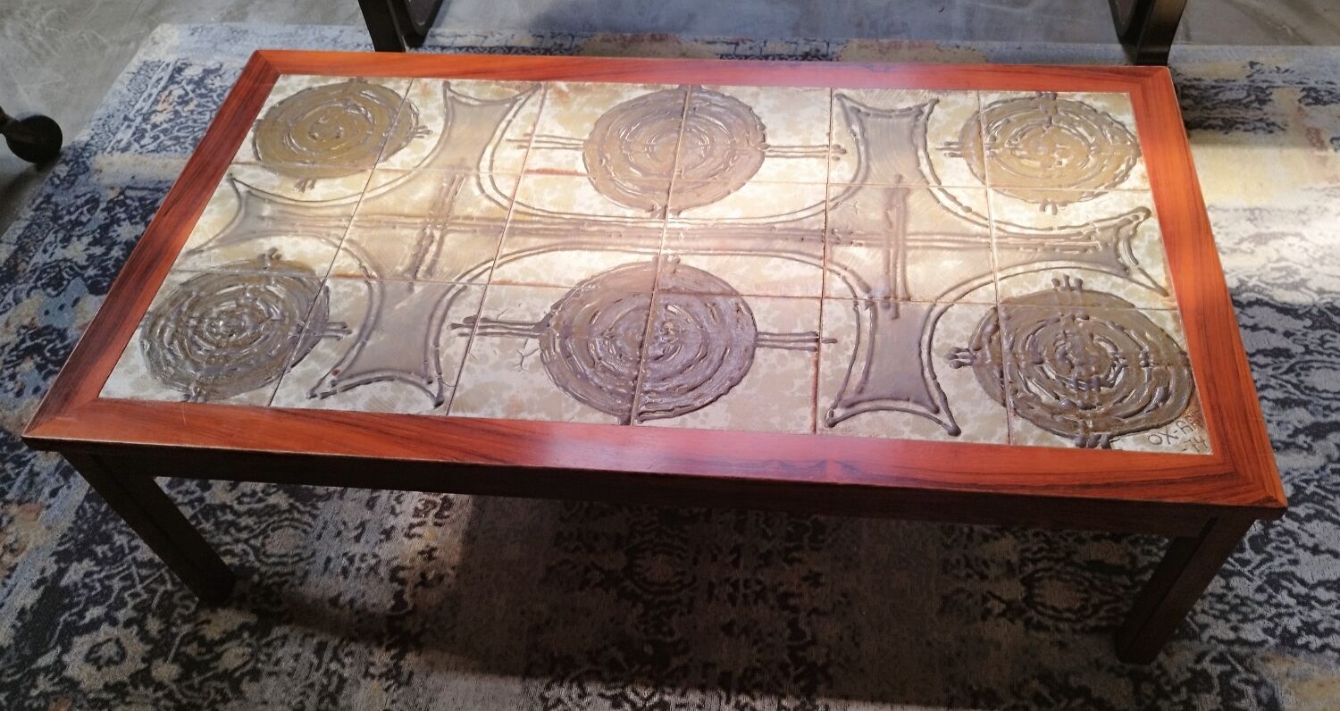 Vintage coffee table Ox-Art 1974