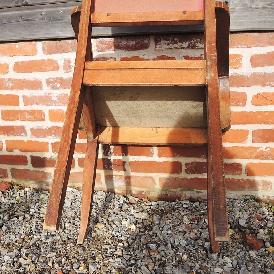 Old Bridge Armchair in Red Skai