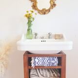 Beautiful old sink from the 20s/30s