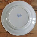 Plat rond en terre de fer