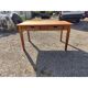 Table vintage en pin et osier