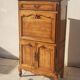 Secrétaire ancien scriban vintage en bois de noyer style Louis XV