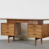 Bureau Alfred Cox du milieu du siècle en noyer et laiton. Style rétro/moderne/da