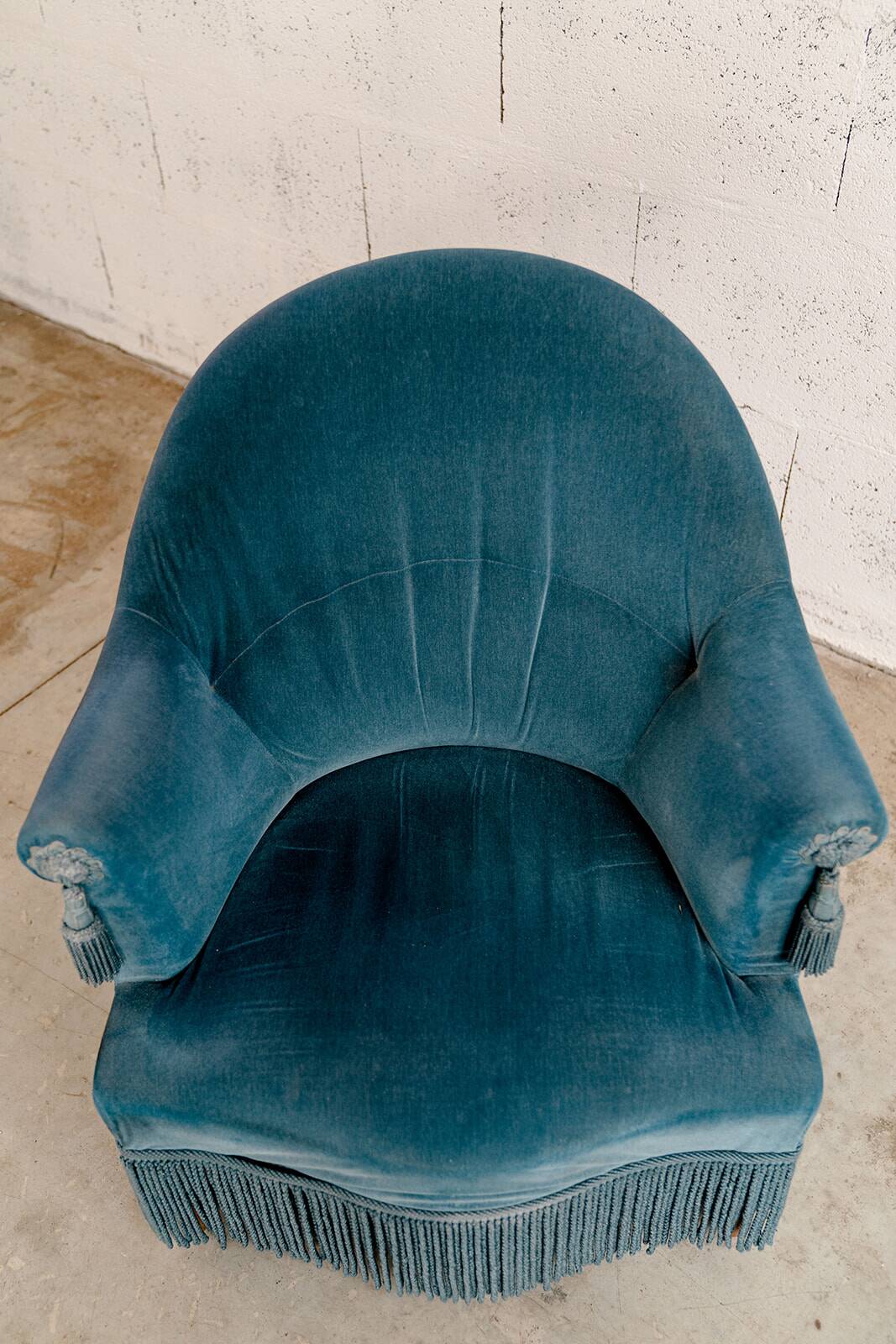 Fauteuil crapaud – Velours bleu