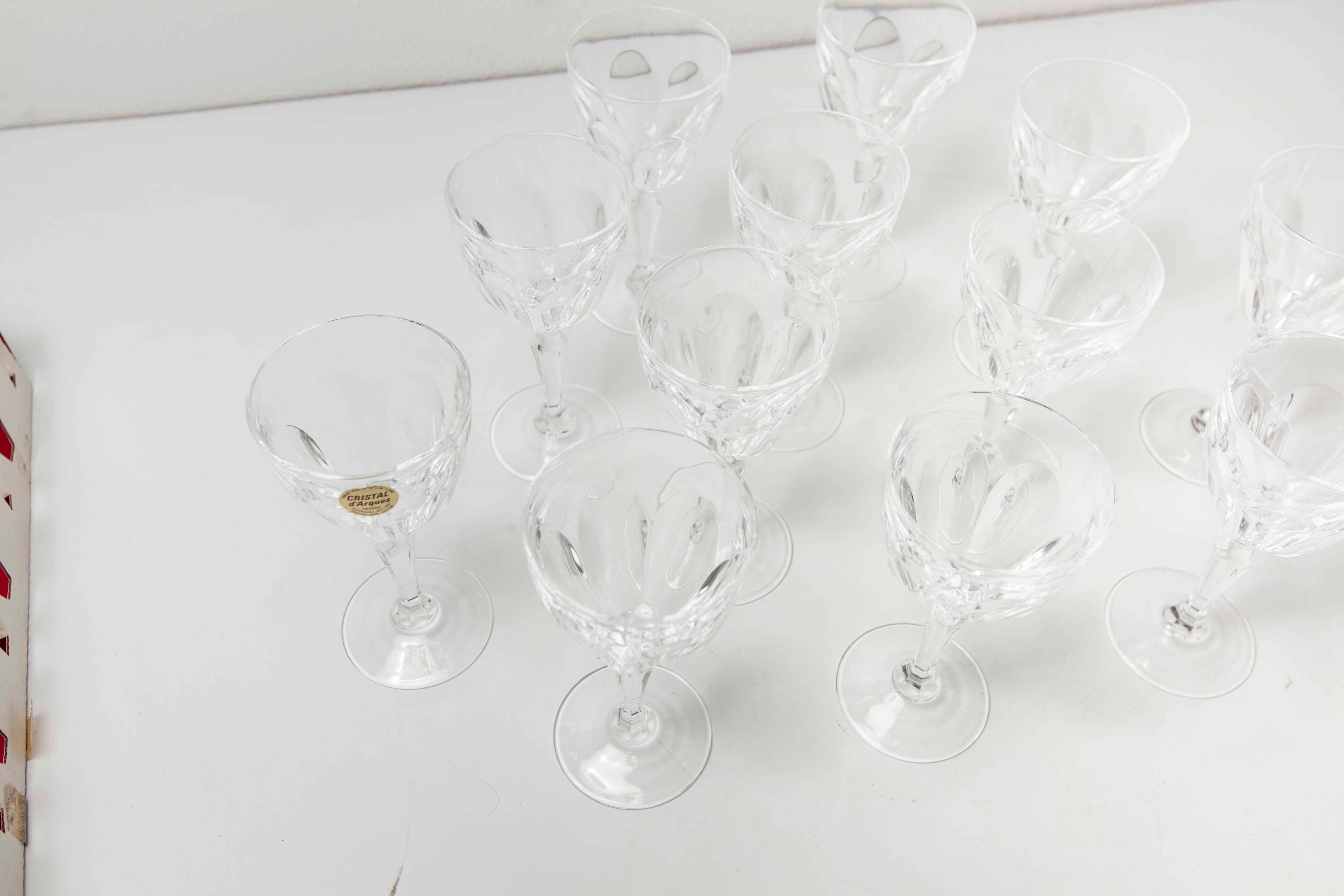 12 Crystal Glasses of Washington model arques