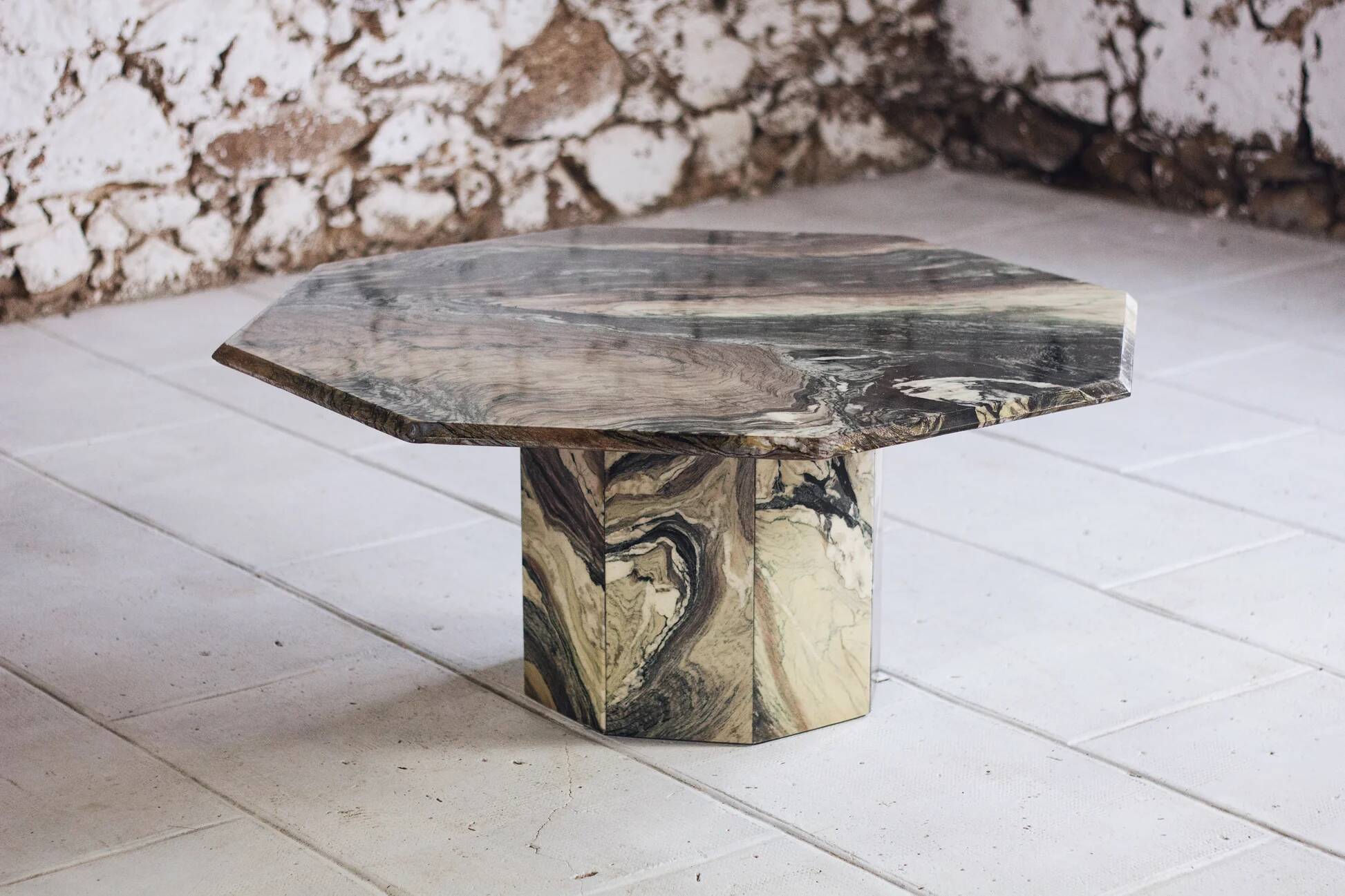 Octagonal coffee table in Cipollino Italian marble, 1980