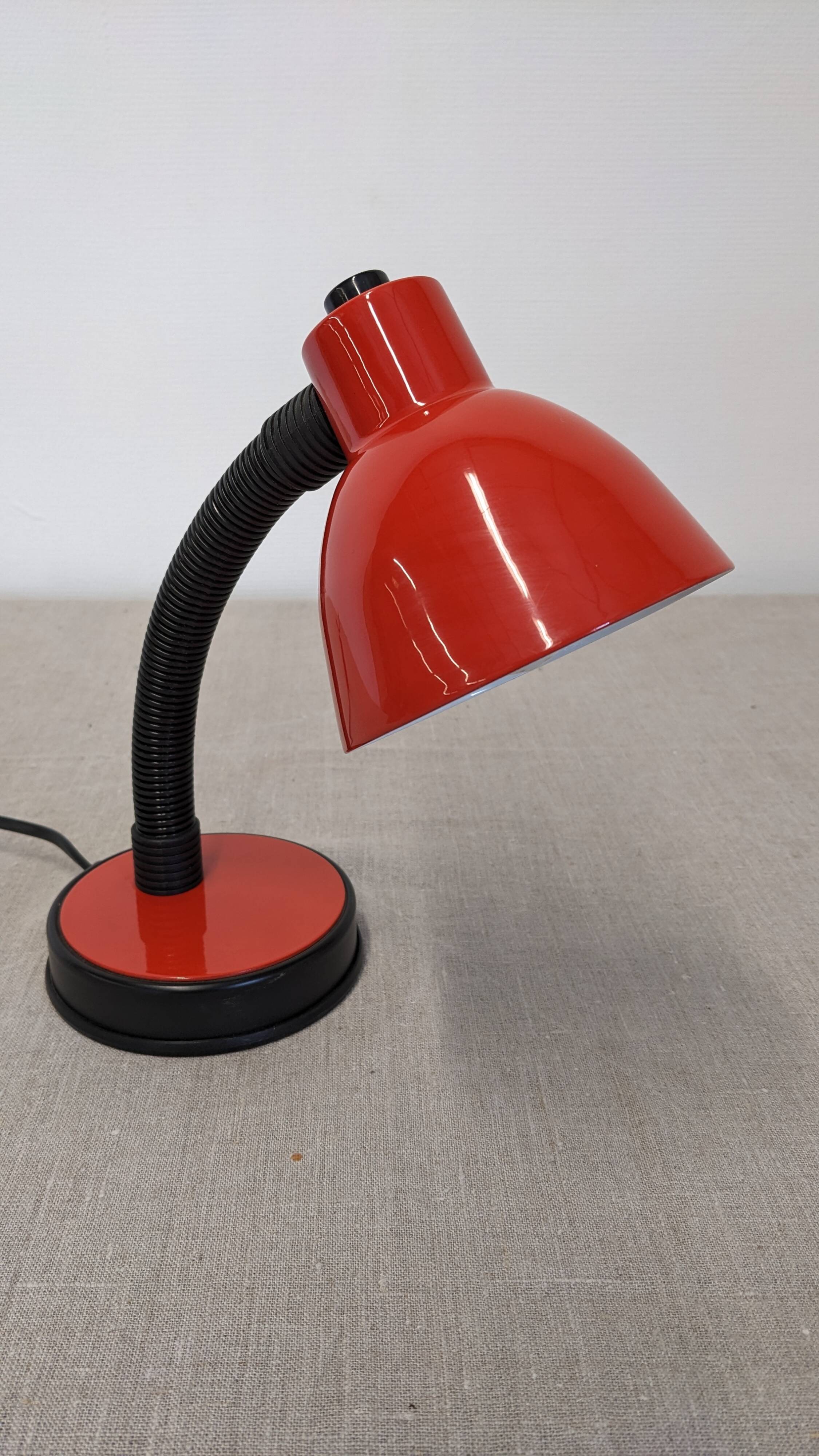 Articulated desk or bedside lamp by Veneta Lumi, Italy circa 1980.