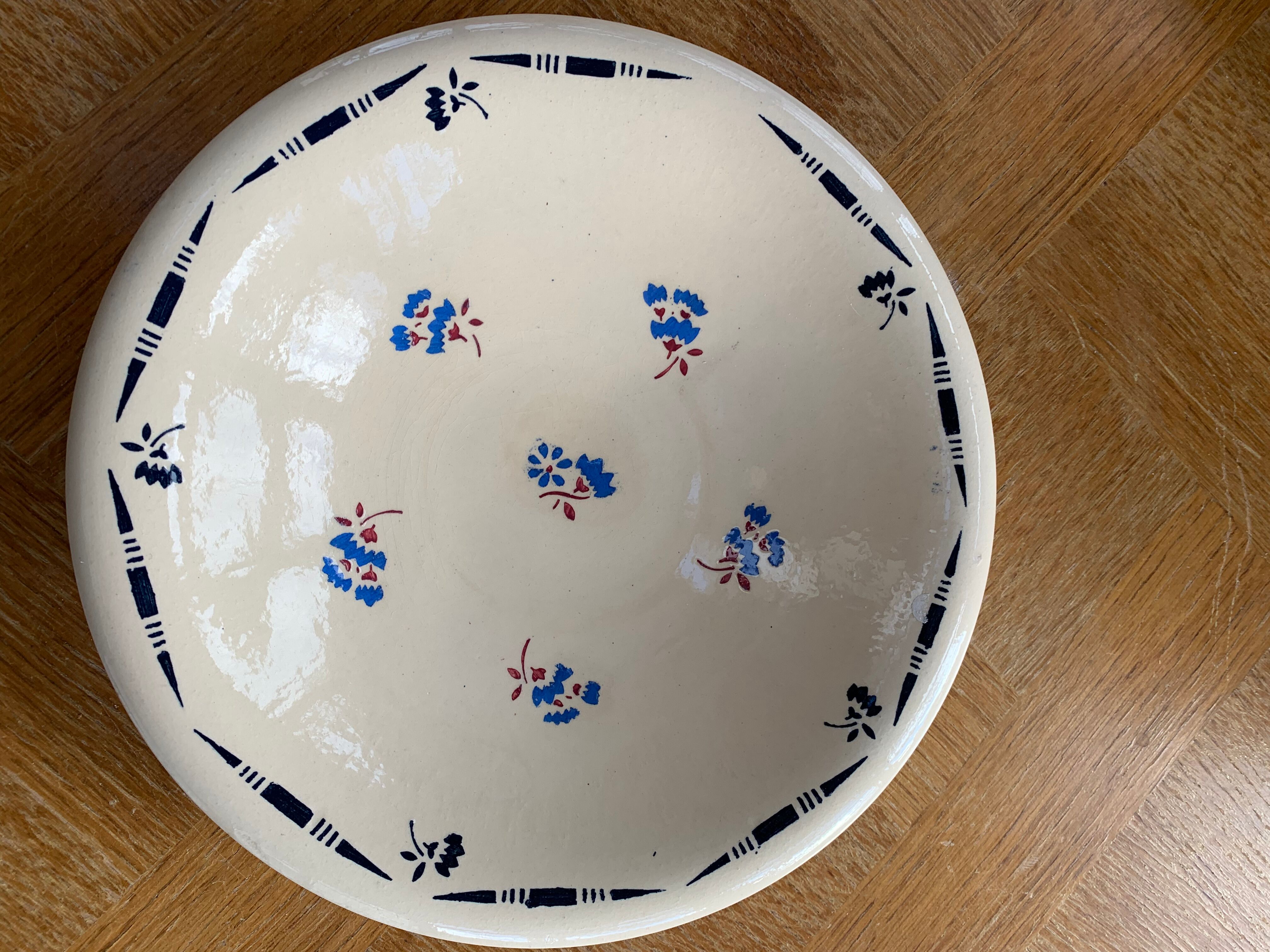 Two hollow dishes in glazed ceramic old model flora KG France luneville