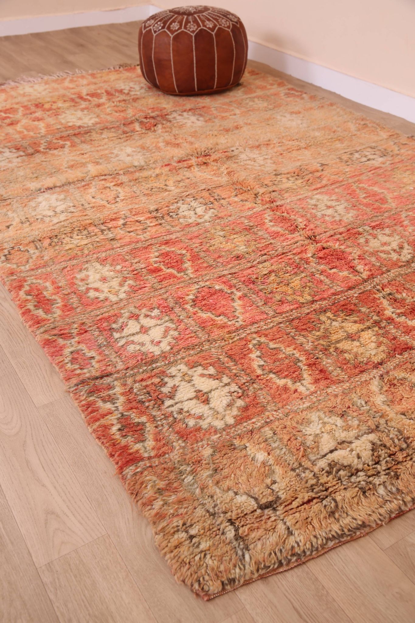 Peach Vintage Moroccan Rug 176 x 287 cm, Berber Wool Rug, Handmade Boho Rug