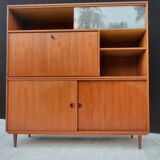 Cabinet with Secretary