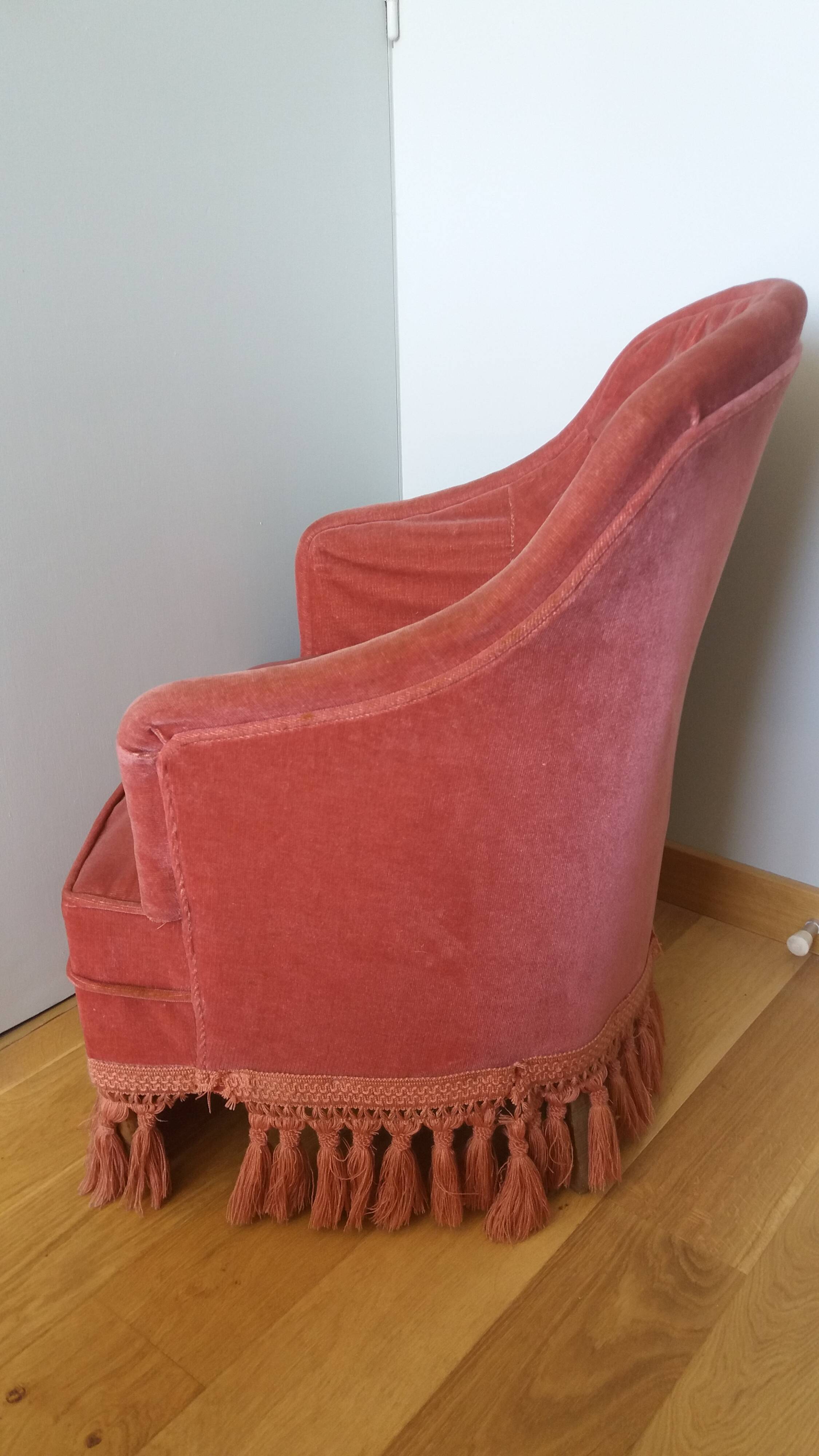 Fauteuil crapaud en velours rose