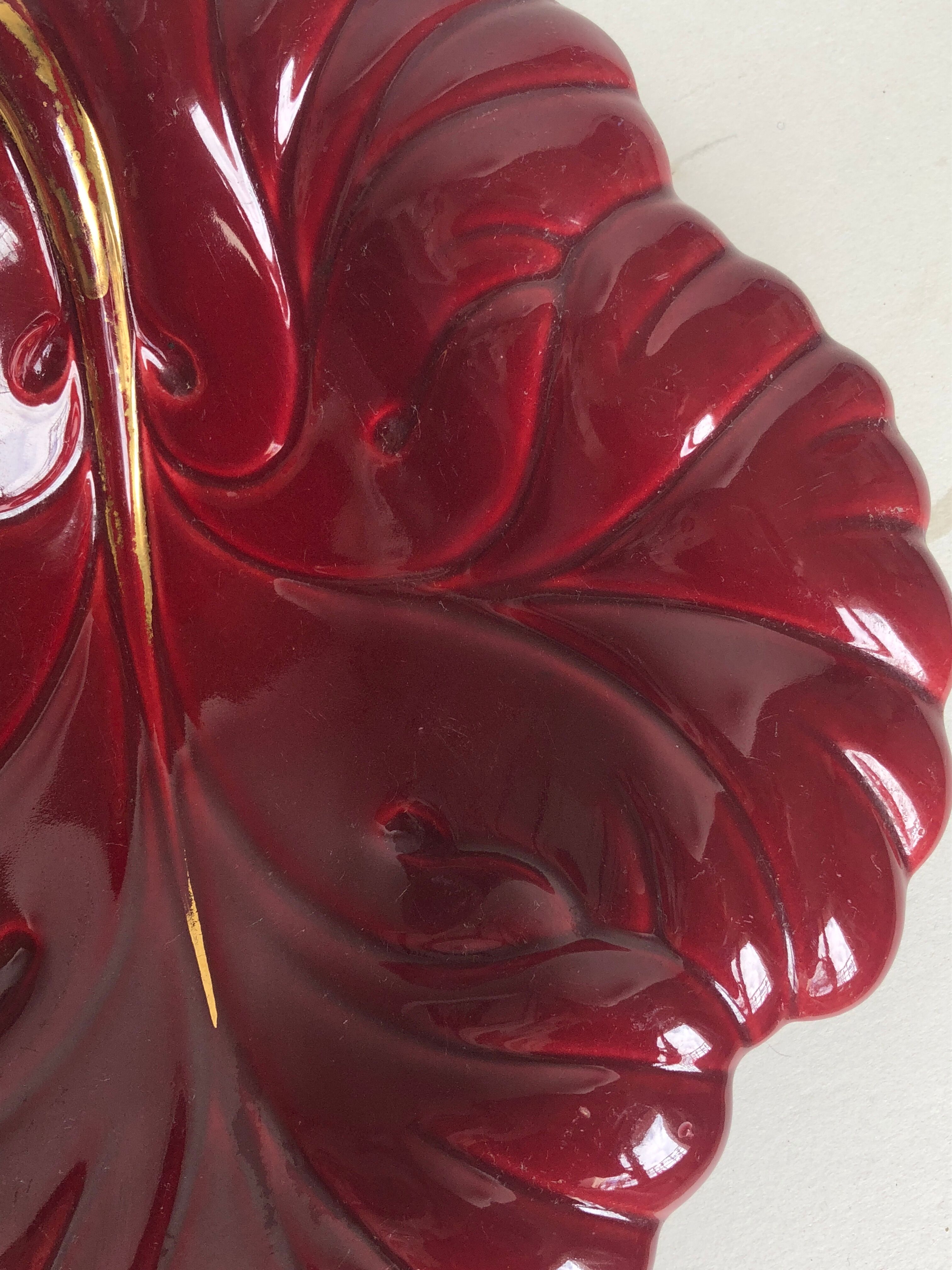Flat ceramic burgundy vallauris