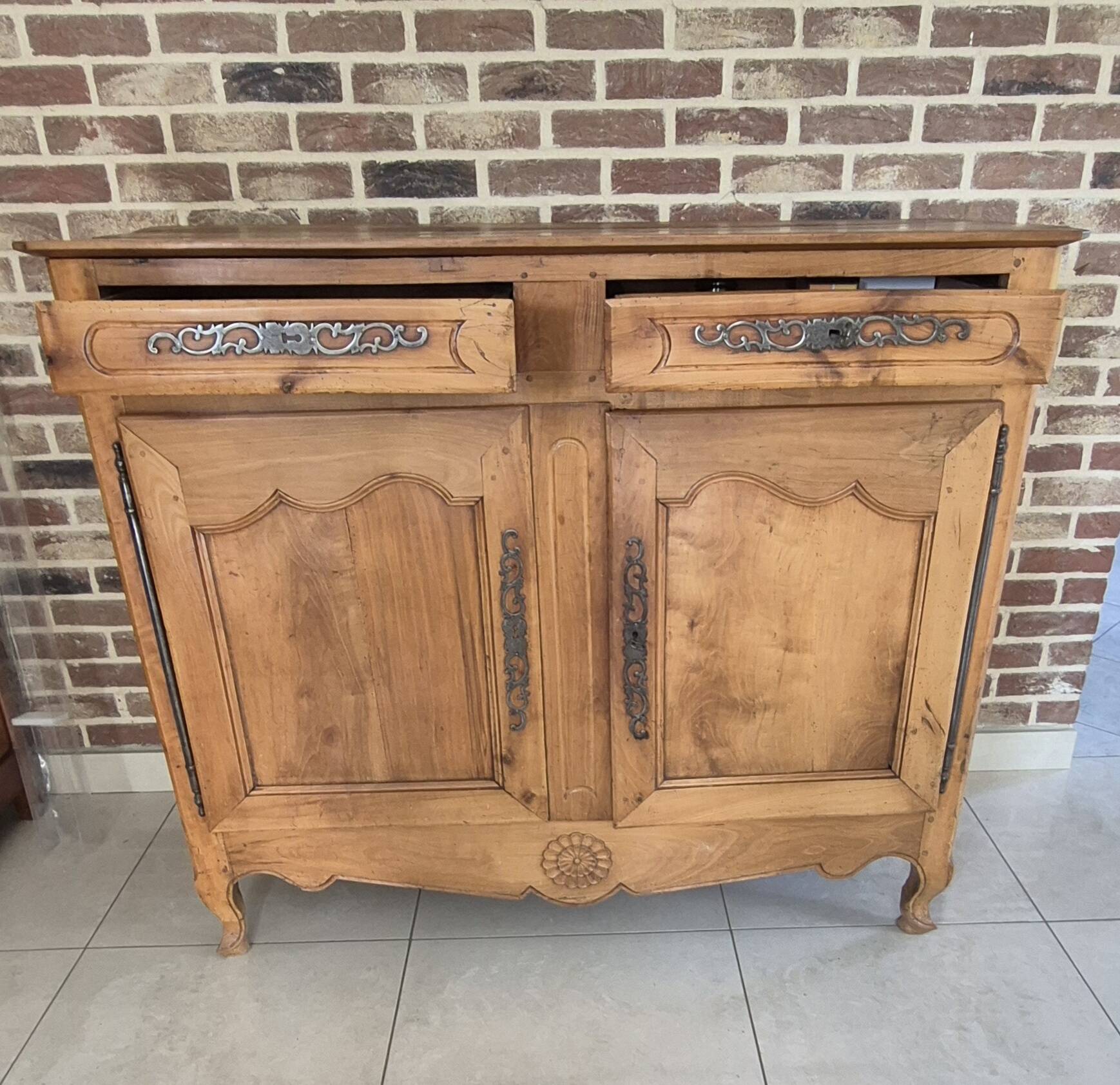 Cherry wood buffet, carved in the Louis XV style - early 19th century