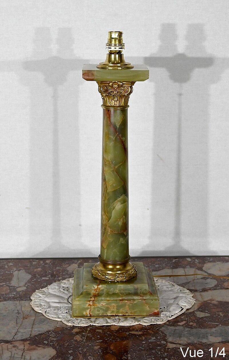 Green onyx column lamp, Empire taste – Early twentieth century
