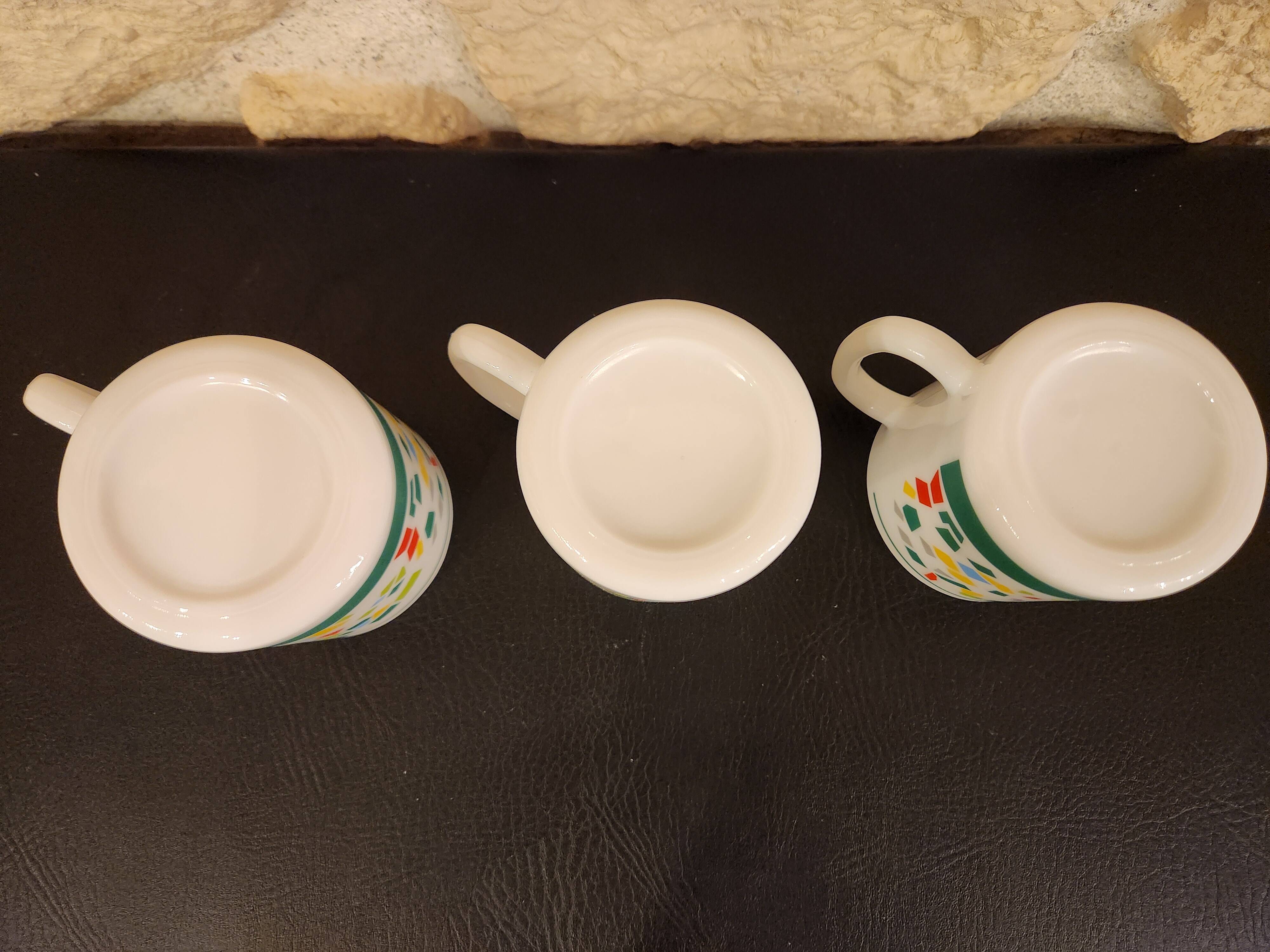 Set of 3 vintage “8 to 8” mugs – 1980s