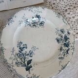 Old round serving dish – Weigela model by Boch Frères Keramis – Pattern