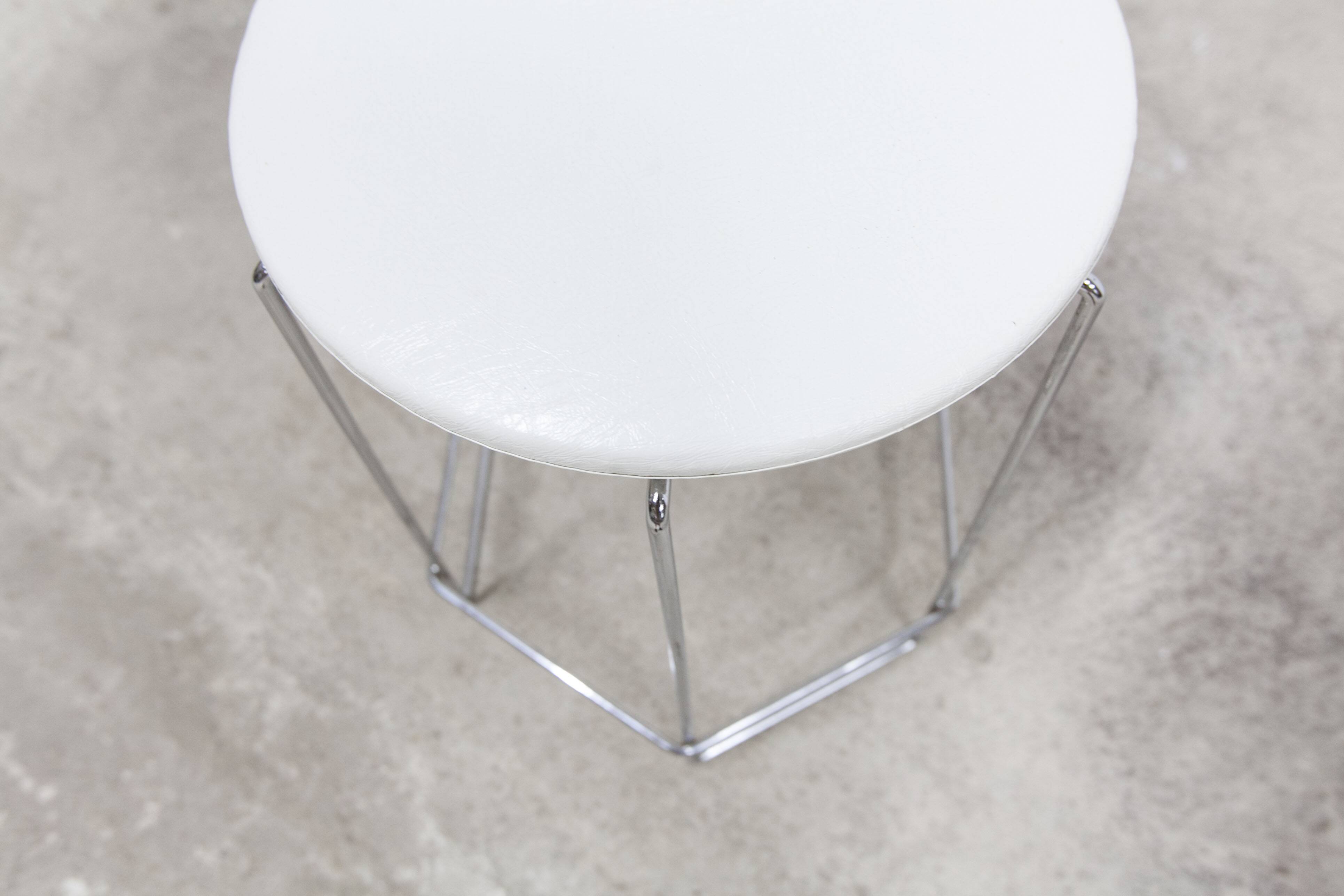 Stool 1980 steel wire and vinyl max sauze style