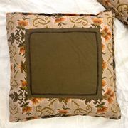 Duo of jacquard cushions 70