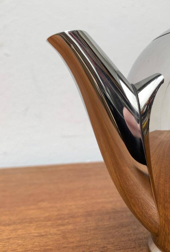 Postmodern Italian Bomb Teapot in Stainless Steel and Bakelite by Carlo Alessi for Alessi