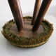 Tabouret en bois et velours à franges