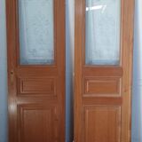 Double glass door in blond oak