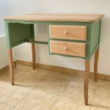 Beech wood desk with 2 drawers, curved legs.