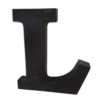 Letter l black metal