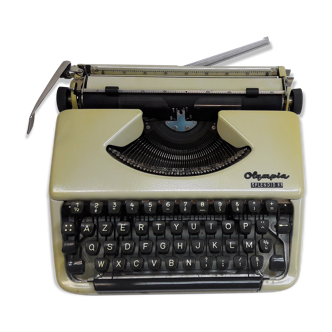 Machine à écrire olympia splendid 33 vintage des années 60