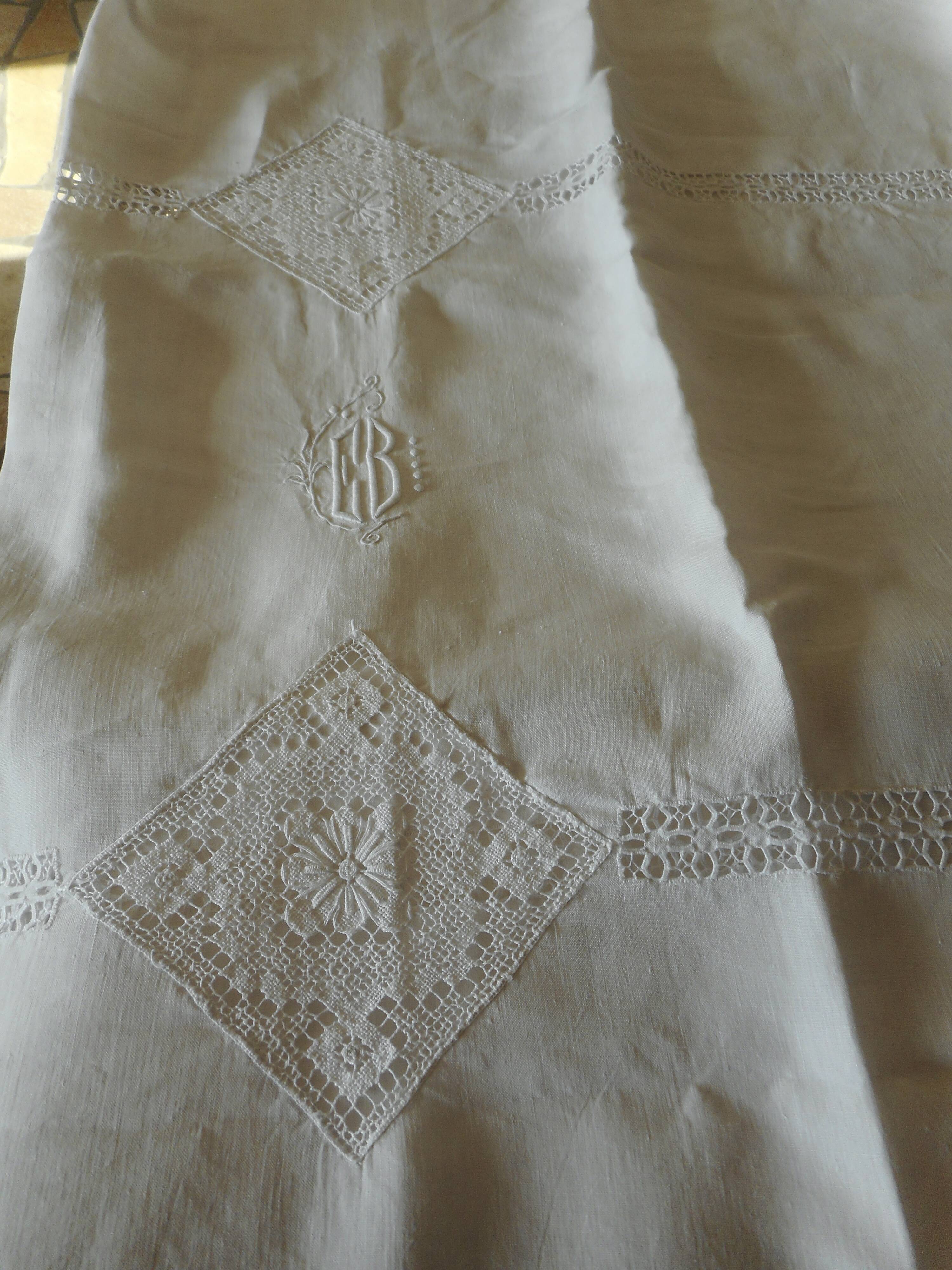 Nappe en lin blanche