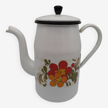 Enameled metal coffee maker