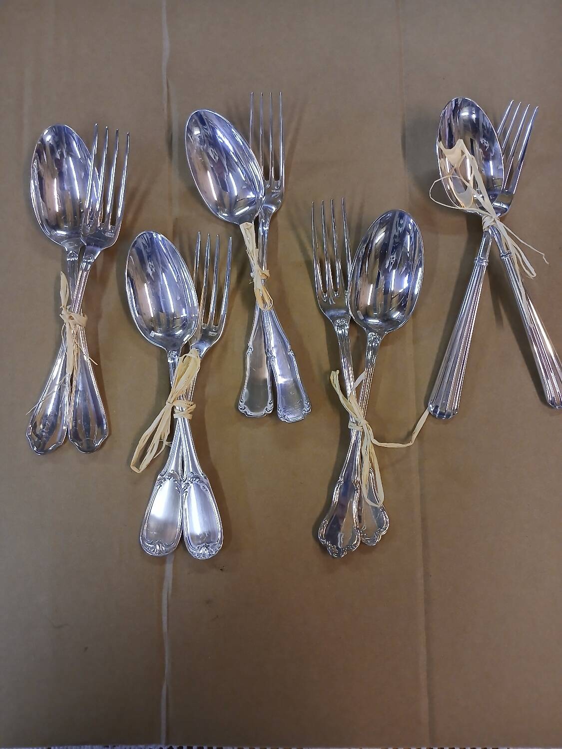 5 pairs of silver-plated cutlery