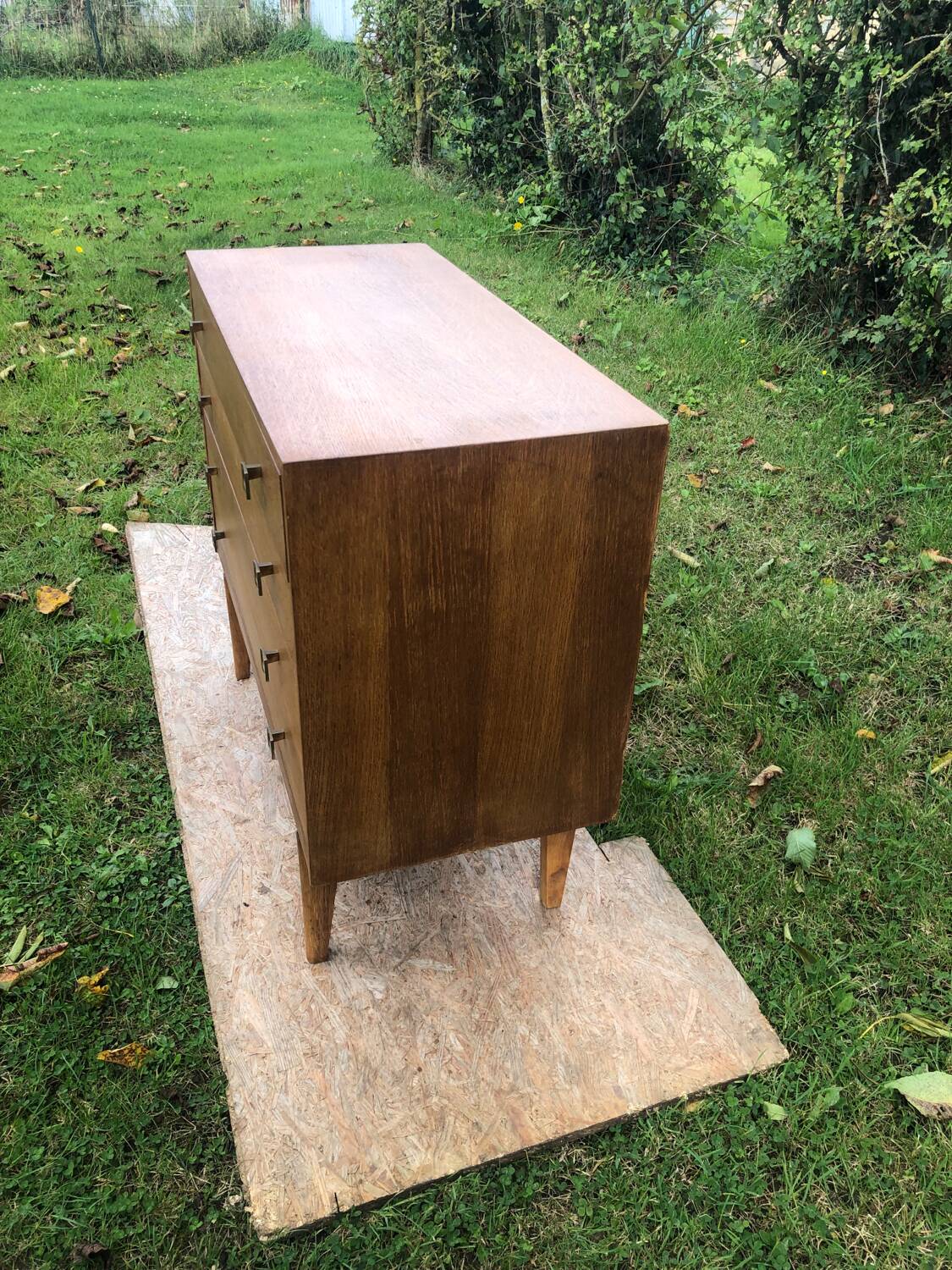 Vintage chest of drawers.