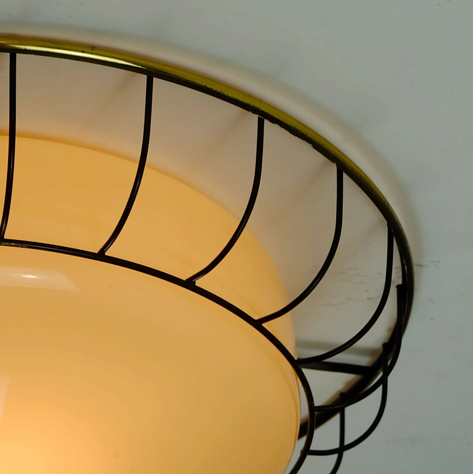 1930s to 50s glass ceiling lamp plafoniere with metal wire and brass frame