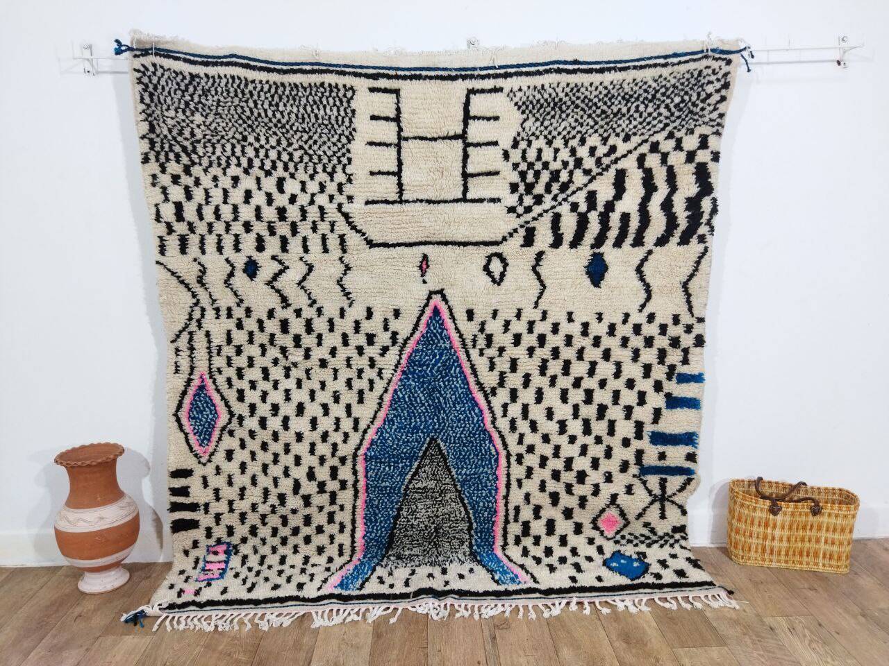 Handmade wool Berber rug 200 X 188 CM