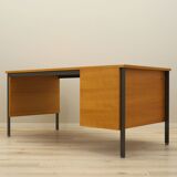 Bureau en frêne, design danois, années 1970, fabrication : System B8 Møbler