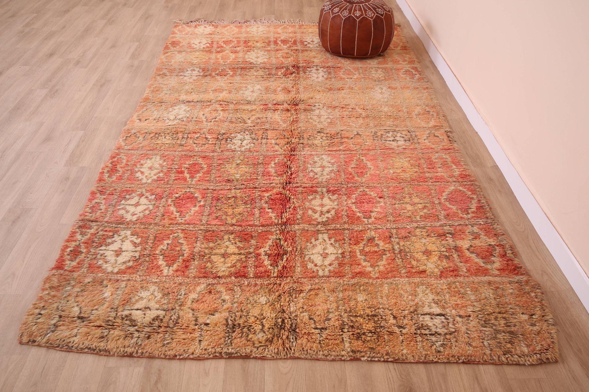 Peach Vintage Moroccan Rug 176 x 287 cm, Berber Wool Rug, Handmade Boho Rug