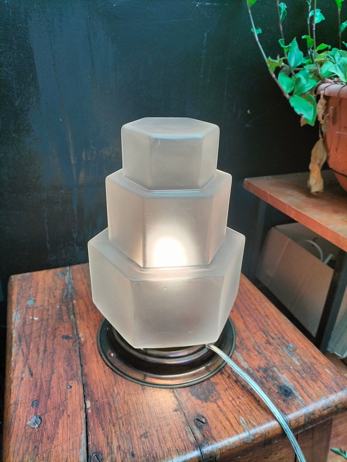 Art Deco table lamp "skyscraper"