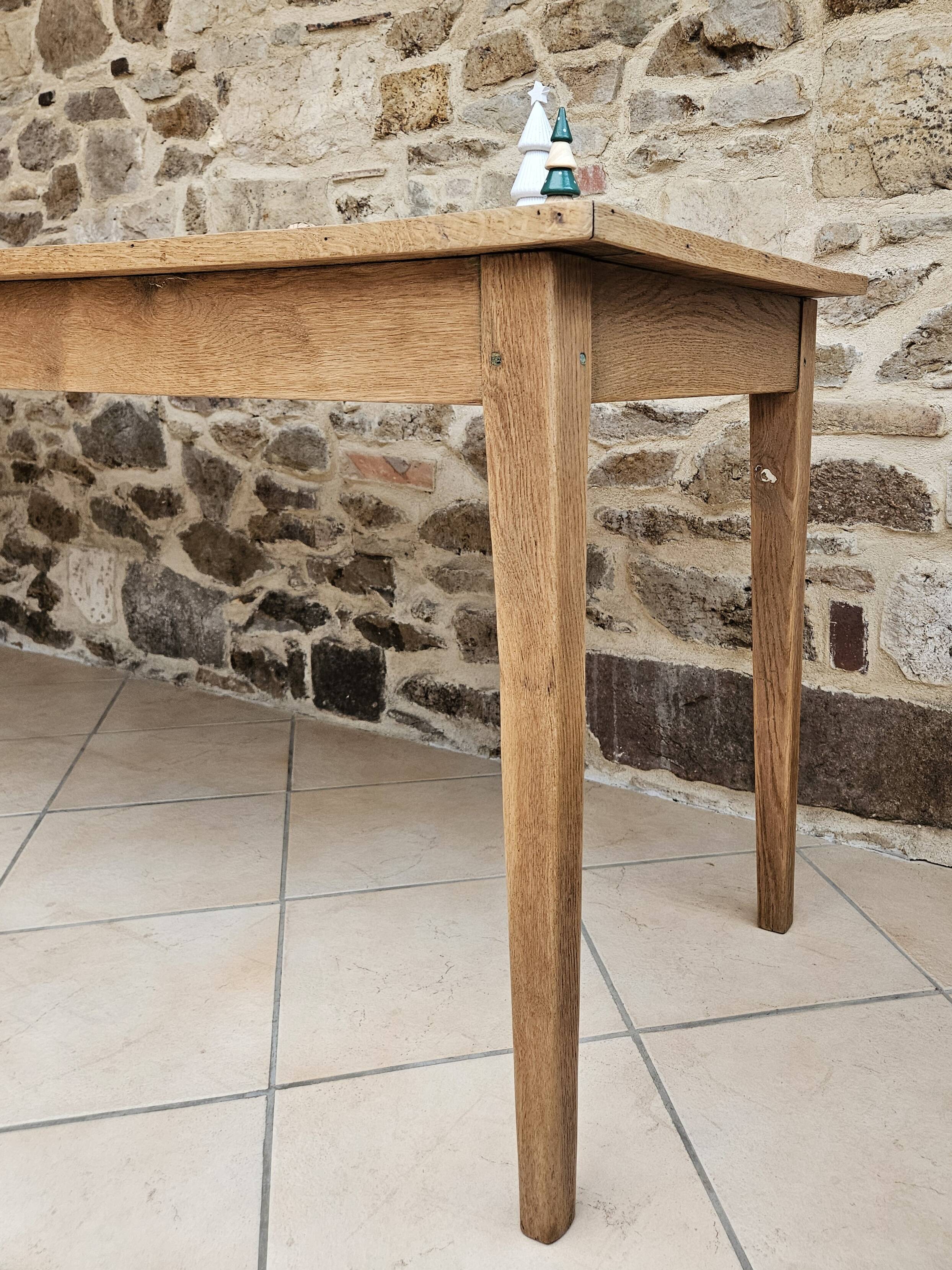 Farm table