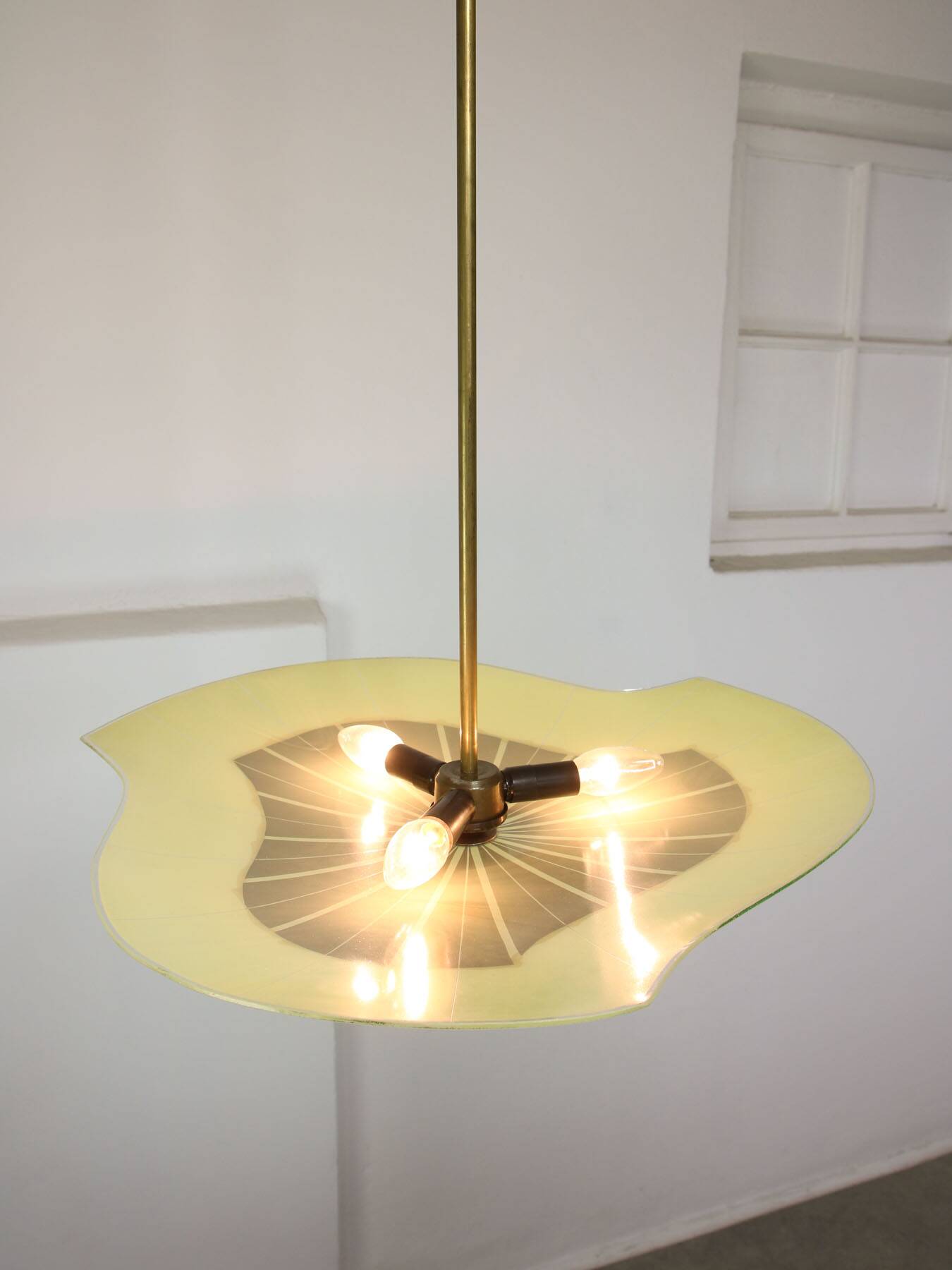 Lustre vintage en verre de Murano et laiton, années 50