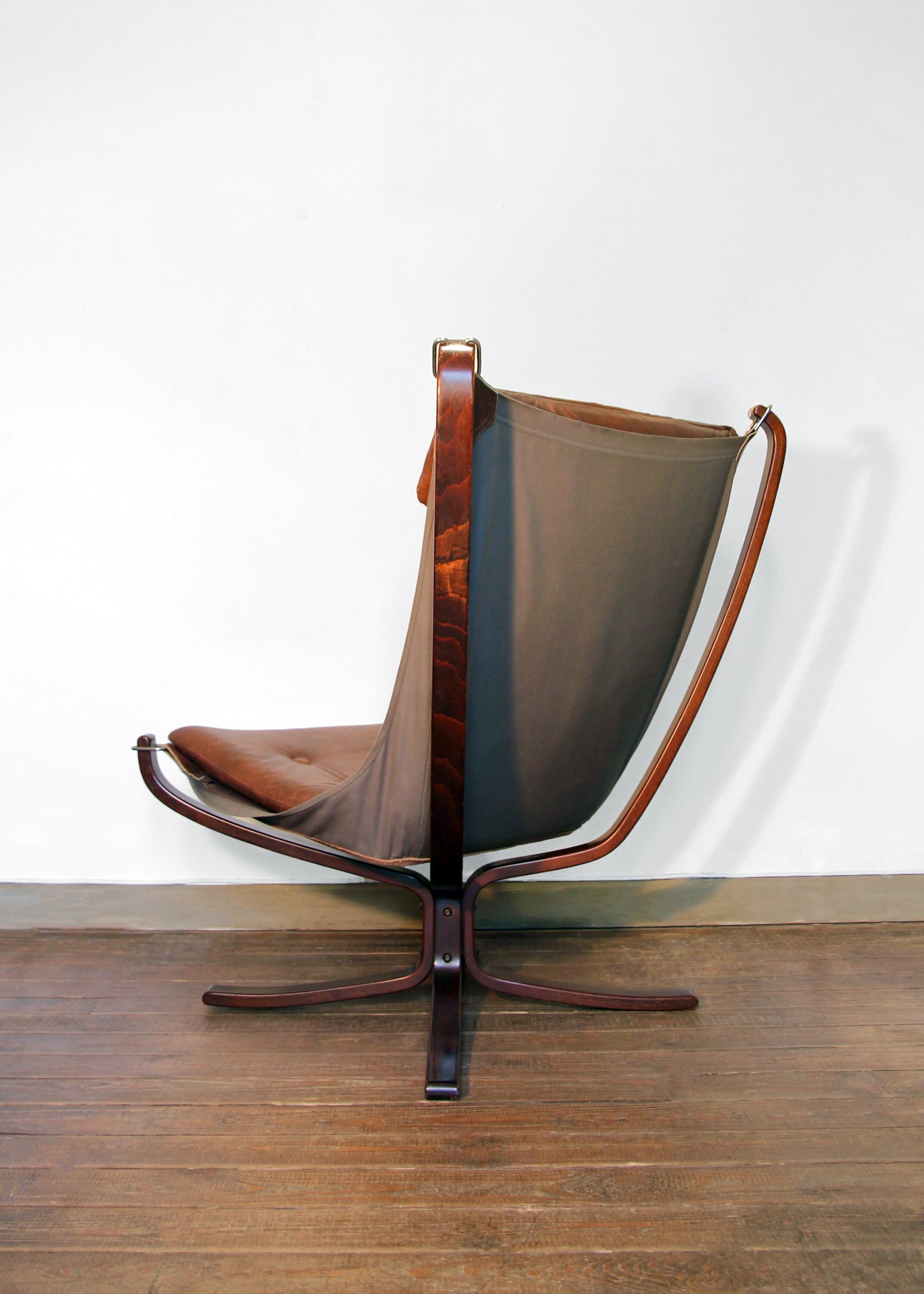 Falcon armchair and ottoman sound, Sigurd Ressell, 70s
