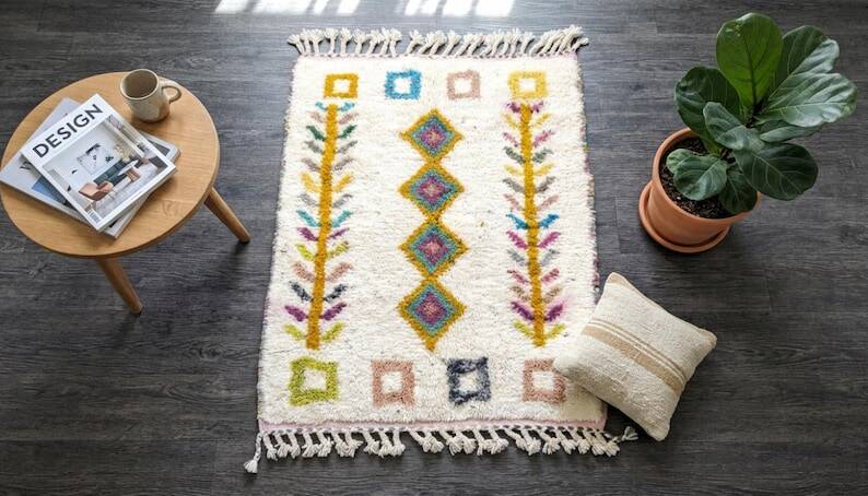 Traditional handmade Moroccan rug 200cm x 300cm