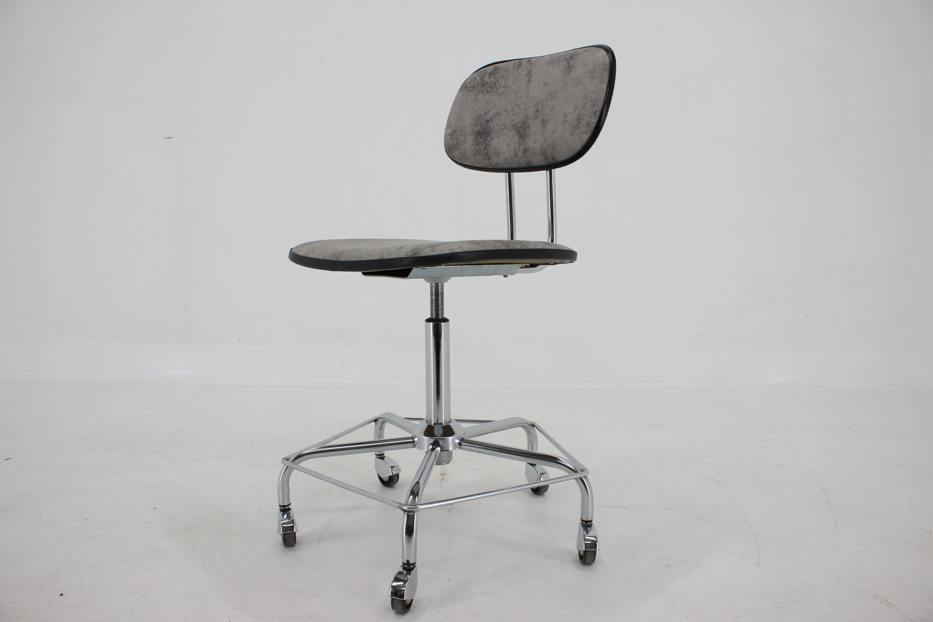1970s Office Chair in Leather, Germany