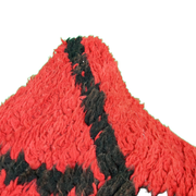 Beni Ouarain Berber cushion in red and black